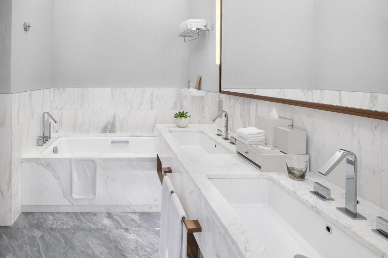 Address Creek Harbour 호텔 두바이 외부 사진 Bathroom