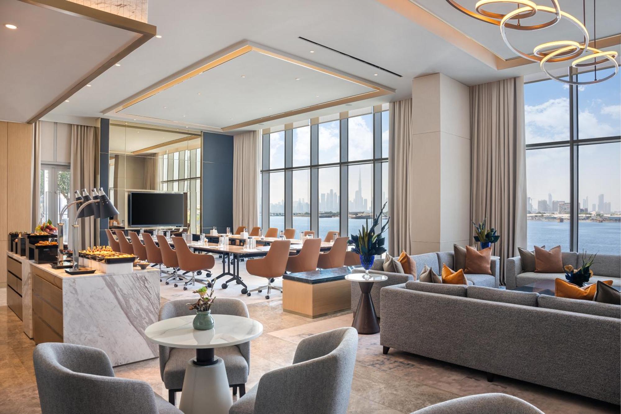Address Creek Harbour 호텔 두바이 외부 사진 The Executive Lounge at the Westin Dubai