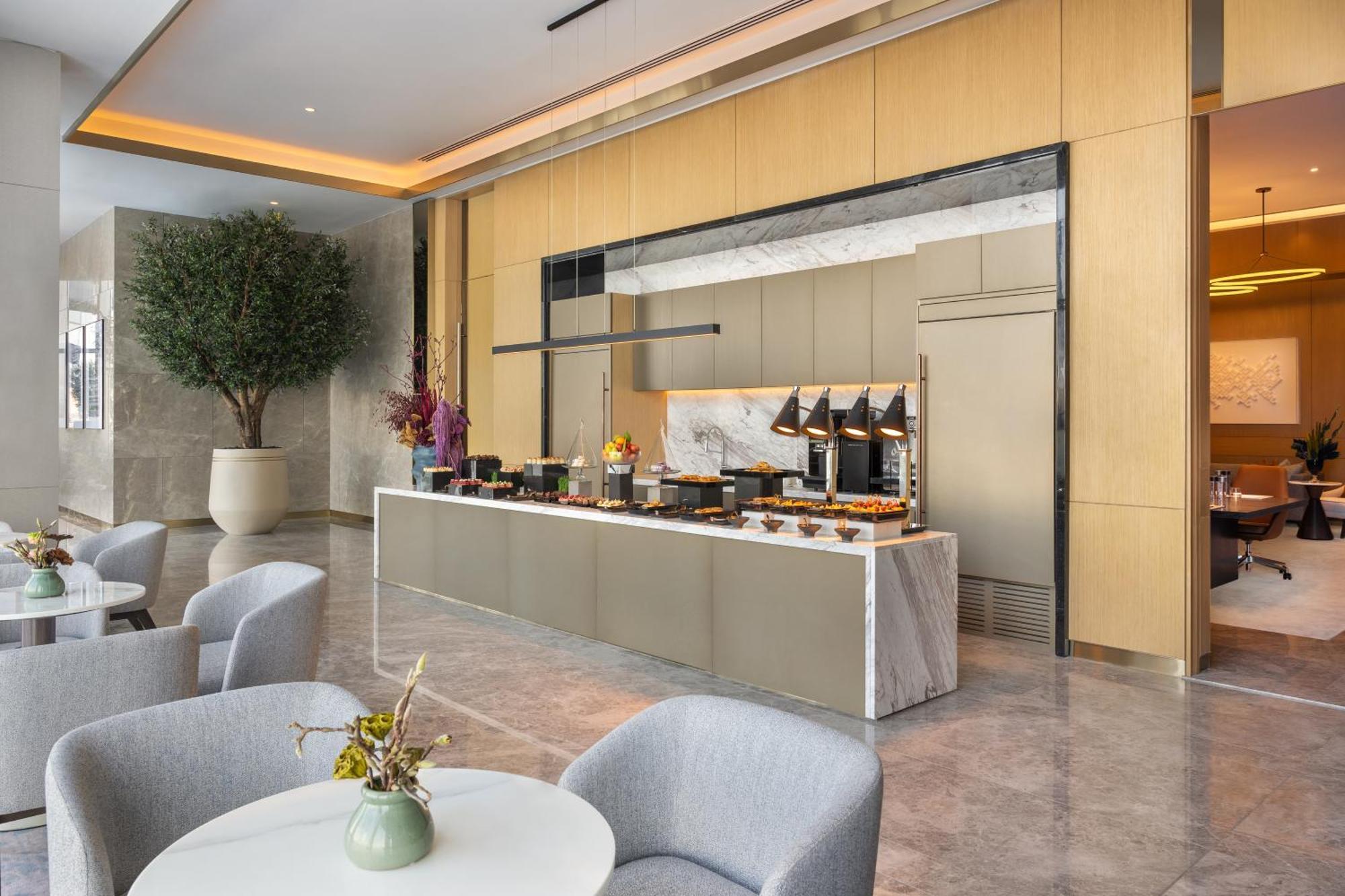 Address Creek Harbour 호텔 두바이 외부 사진 The lounge at the airport